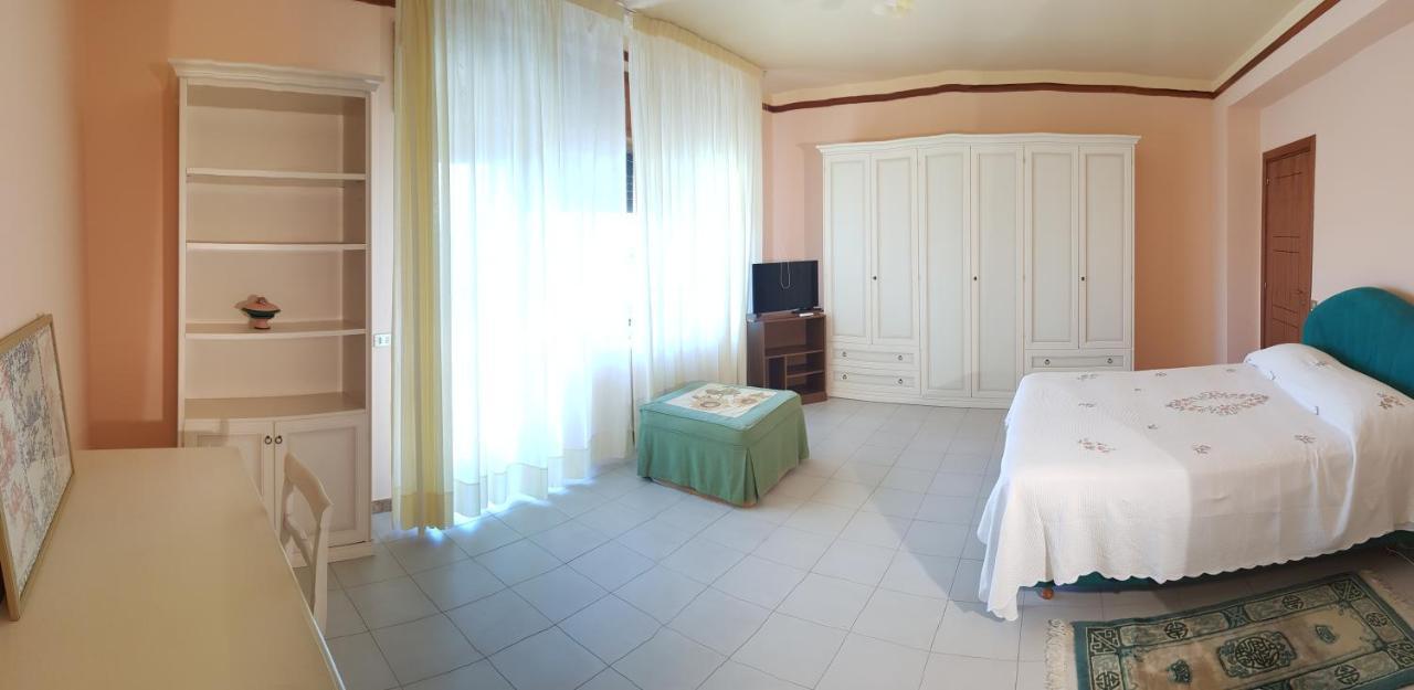Stylish Apt Terina - Le Lincelle, Lamezia - Bright, Spacious, Elegant And With Terrace Sant'Eufemia Lamezia Eksteriør billede
