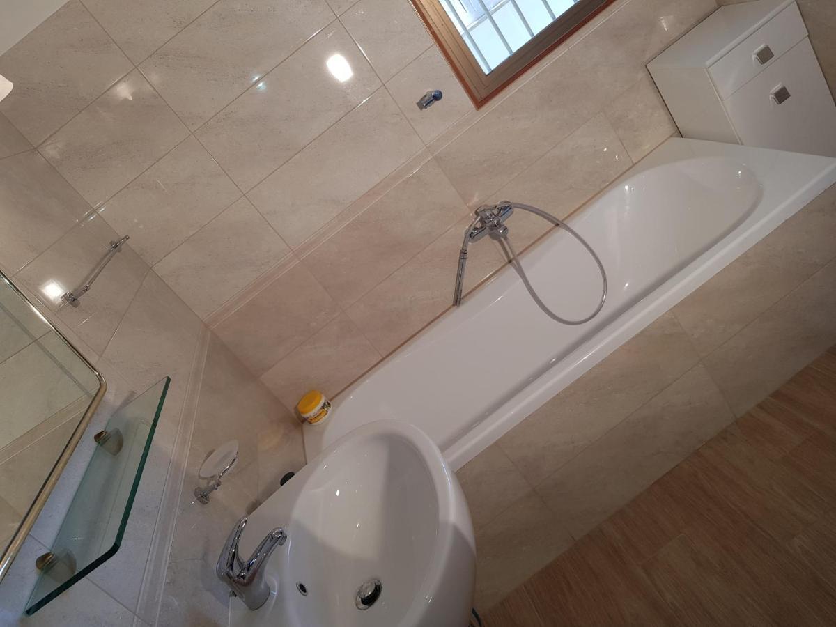 Stylish Apt Terina - Le Lincelle, Lamezia - Bright, Spacious, Elegant And With Terrace Sant'Eufemia Lamezia Eksteriør billede