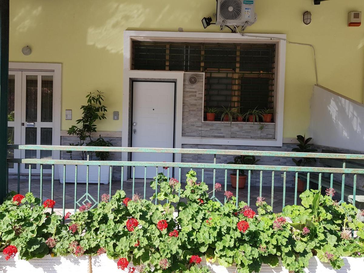 Stylish Apt Terina - Le Lincelle, Lamezia - Bright, Spacious, Elegant And With Terrace Sant'Eufemia Lamezia Eksteriør billede