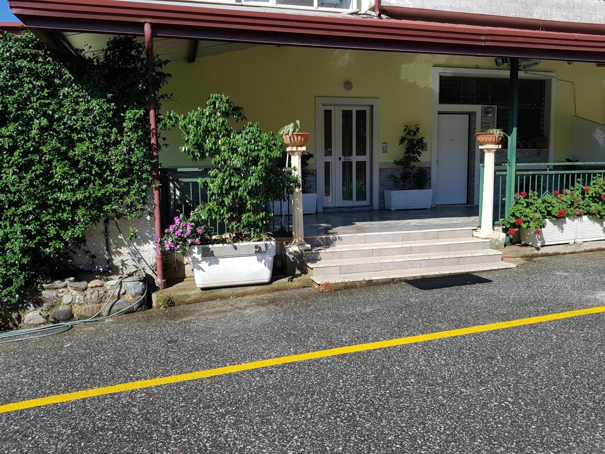 Stylish Apt Terina - Le Lincelle, Lamezia - Bright, Spacious, Elegant And With Terrace Sant'Eufemia Lamezia Eksteriør billede